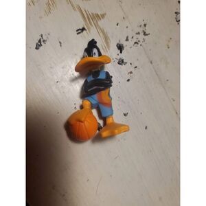 SPACE JAM LOONEY TUNES MINIATURE DAFFY DUCK BASKETBALL 1.75” FIGURE WARNER BROS